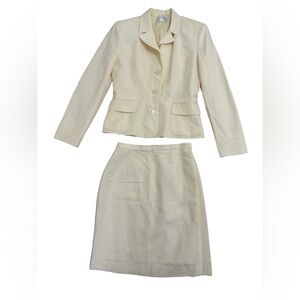 Casual Corner Pastel Yellow 2-Piece Skirt Suit Set Blazer 4 Skirt 6